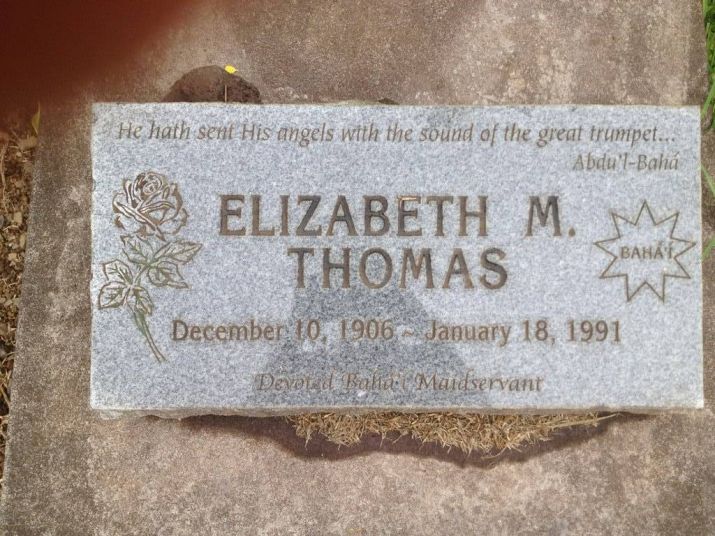 Grave of Elizabeth M. Thomas
