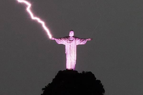 Christ the Redeemer statue